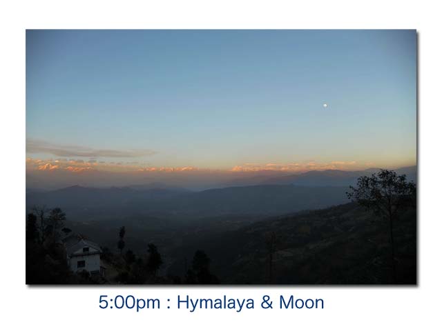 ヒマラヤと月